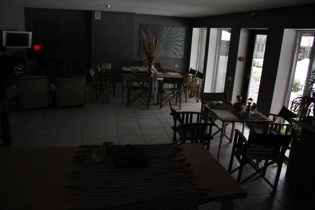 Chill Inn Bernāti Esterno foto